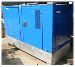 Pompa t�okowa PT 90 - wersja wyciszona wraz z obudow� d�wi�koch�onn�